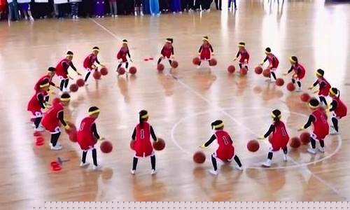 幼儿酷炫篮球表演-幼儿酷炫篮球