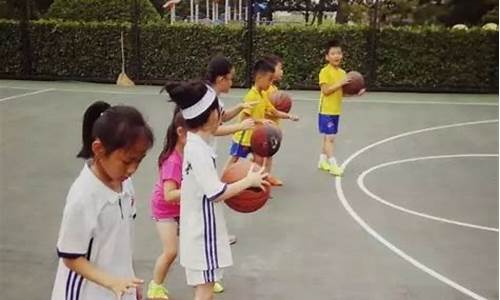 怎么教小孩打球-怎样教小孩打篮球