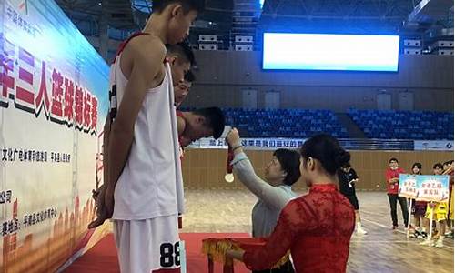 广西篮球队35号是谁-广西篮球队35号是