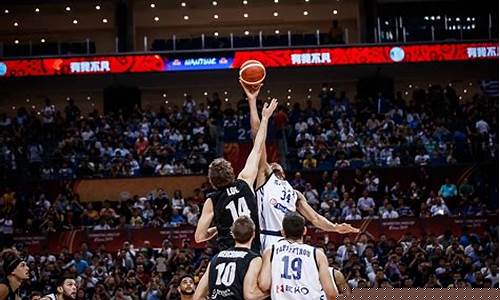 fiba篮球比赛用球-fiba用球和nba有什么区别