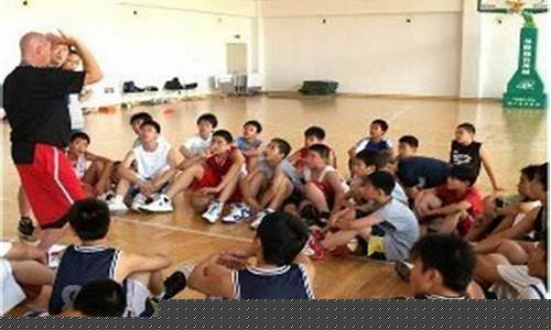 开篮球训练班赚钱吗-开篮球训练班赚钱吗现在