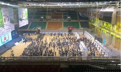 人民大学世纪馆篮球场-人民大学篮球场开放了吗