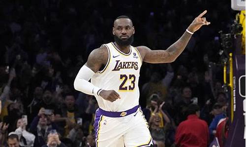 篮球总分大于213.5怎么算-篮球总得分5万分球员