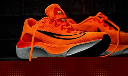 nike代言人篮球和足球-nike代言人篮球和足球谁厉害