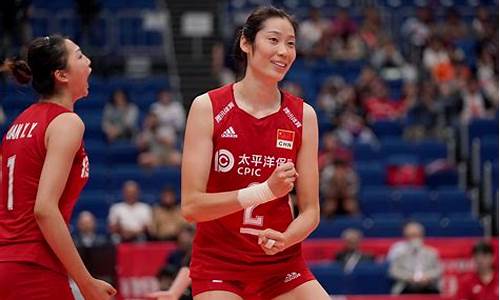 朱婷打欧冠是几号位-朱婷打欧冠是几号位的