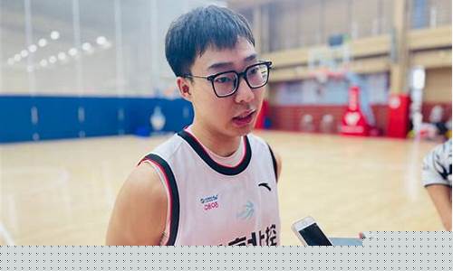 北控男篮13号是谁-北控12号篮球球员